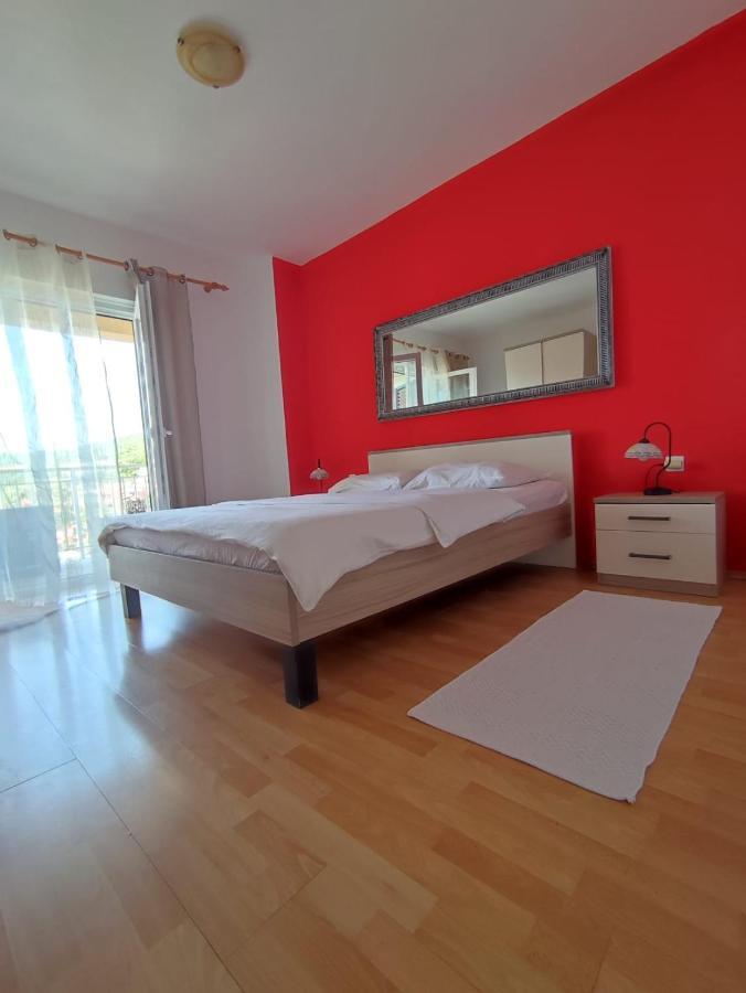 Apartments Laus Zavalatica Dış mekan fotoğraf