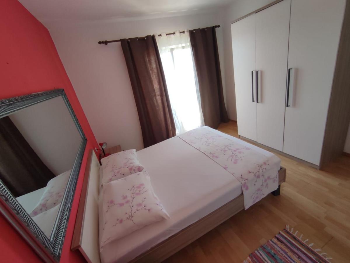 Apartments Laus Zavalatica Dış mekan fotoğraf