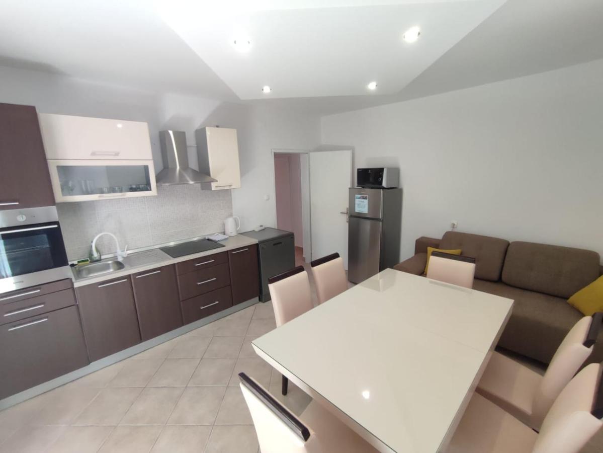 Apartments Laus Zavalatica Dış mekan fotoğraf