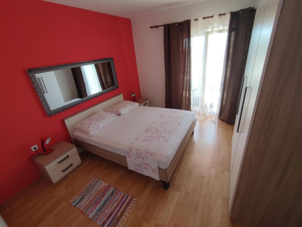 Apartments Laus Zavalatica Dış mekan fotoğraf