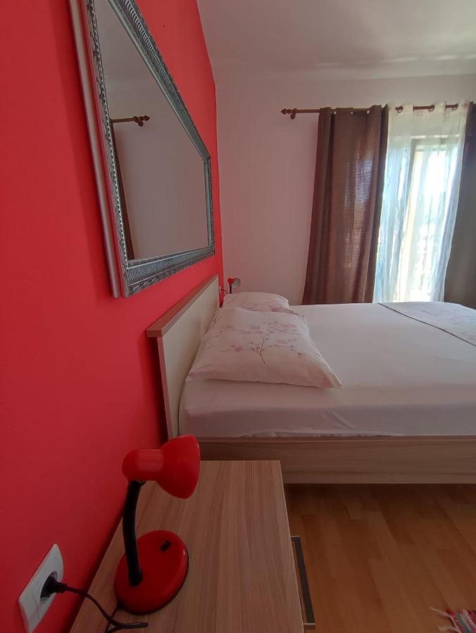 Apartments Laus Zavalatica Dış mekan fotoğraf