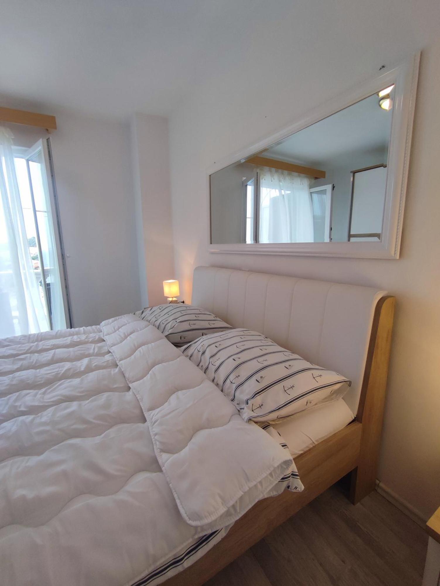 Apartments Laus Zavalatica Dış mekan fotoğraf