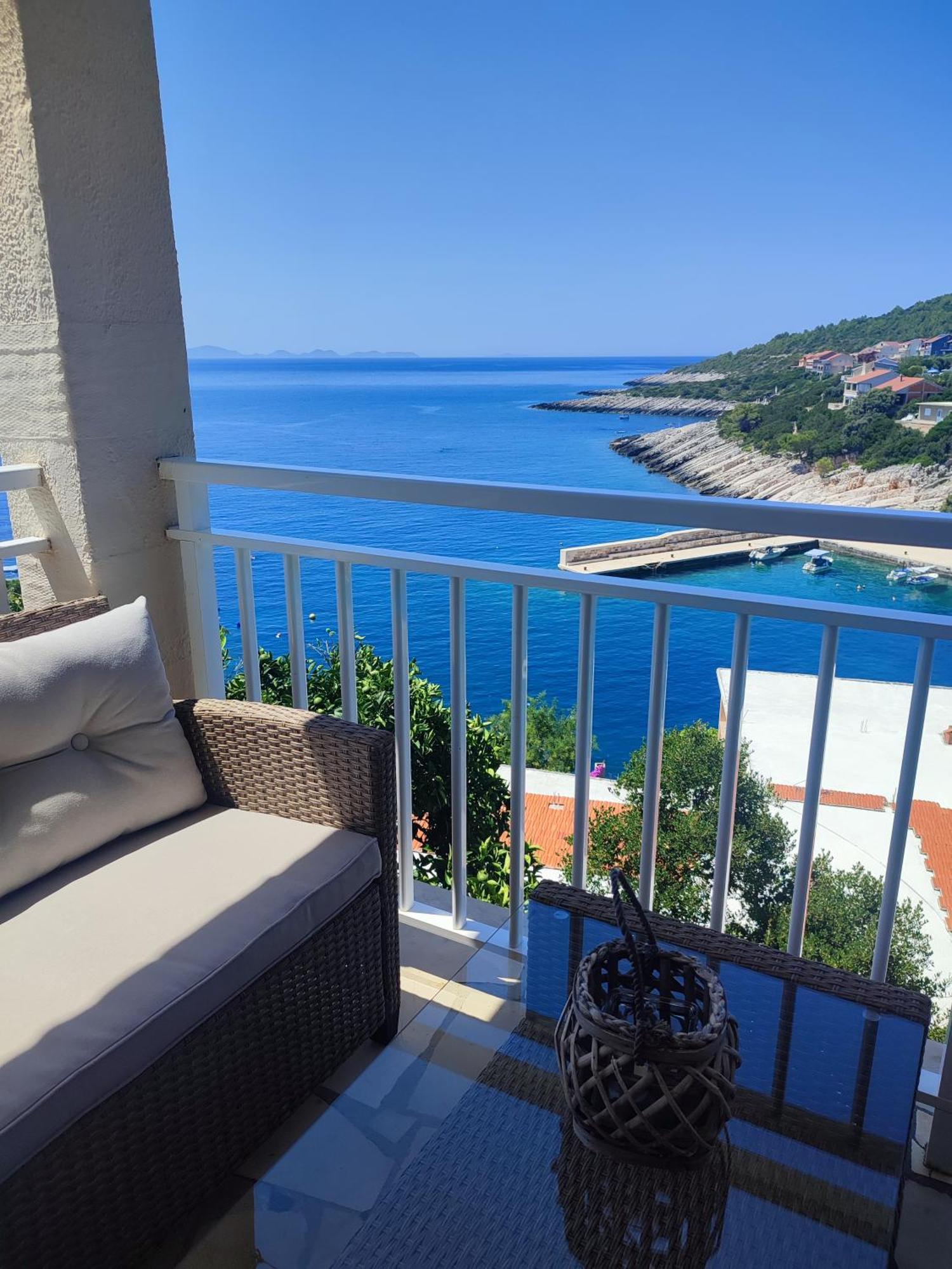 Apartments Laus Zavalatica Dış mekan fotoğraf