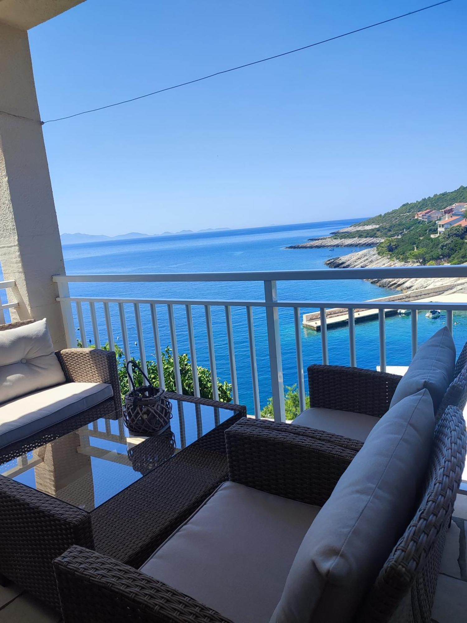 Apartments Laus Zavalatica Dış mekan fotoğraf