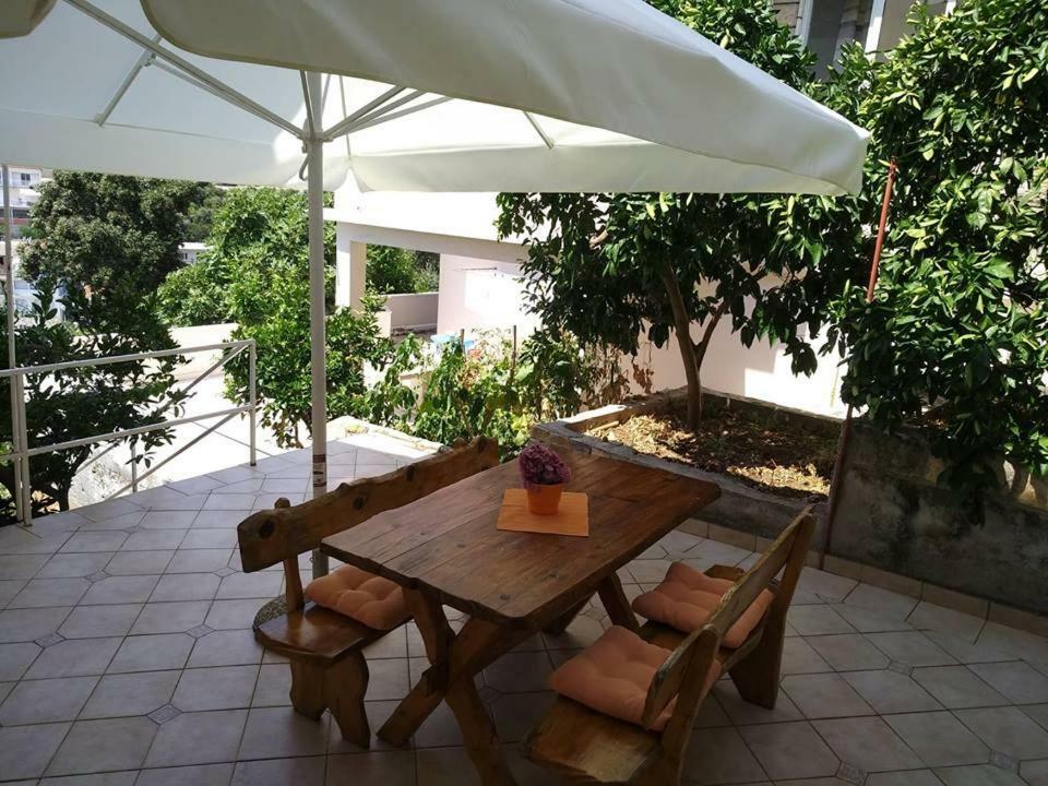 Apartments Laus Zavalatica Dış mekan fotoğraf
